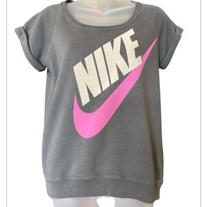 Vgt Nike short sleeved scoop neck grey sweatshirt size small with pink & white